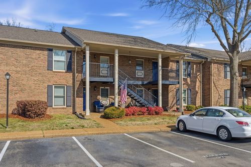 208 Westfield Dr, Nashville, TN, 37221-1404 | Card Image