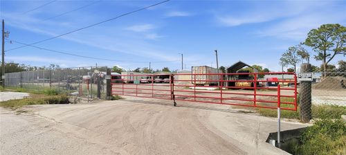 14137 Old Dixie Highway, HUDSON, FL, 34667 | Card Image