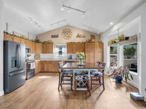 2316 E New Moon Way, Williams, AZ, 86046-7556 | Card Image
