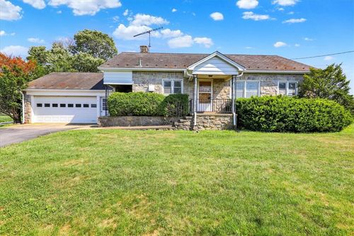 8893 Allentown Pike, Fleetwood, PA, 19522-8505 | Card Image