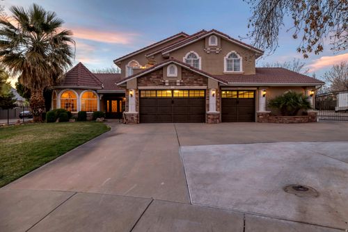 2497 River Cir, Santa Clara, UT, 84765-5401 | Card Image