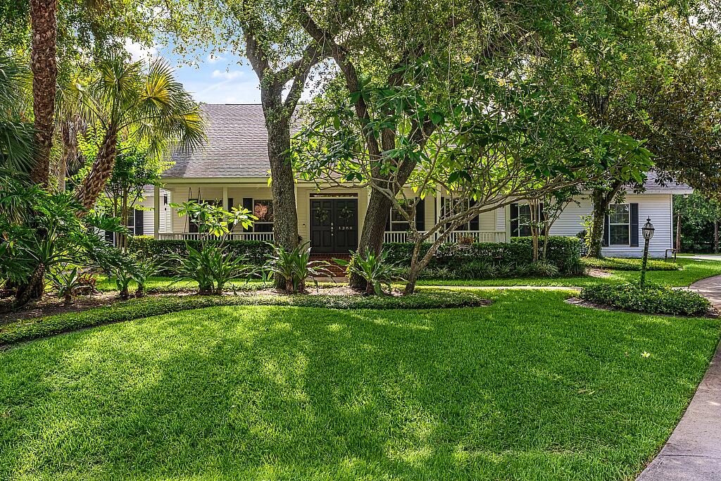 2nd Sq, Vero Beach, FL 32968