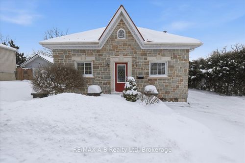 231 W Gore St, Stratford, ON, N5A1K7 | Card Image