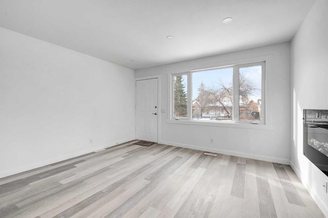 3248 Dovercliffe Rd Se, House other with 5 bedrooms, 2 bathrooms and 2 parking in Calgary AB | Image 6