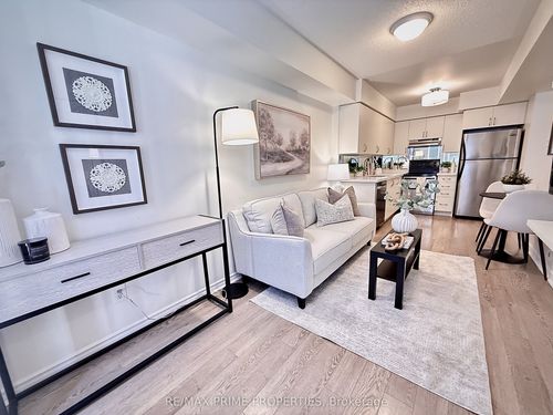 44-2265 Bur Oak Ave, Markham, ON, L6E0B8 | Card Image