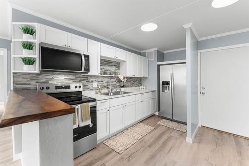 d328-111 Kahului Beach Rd, Kahului, HI, 96732-1245 | Card Image