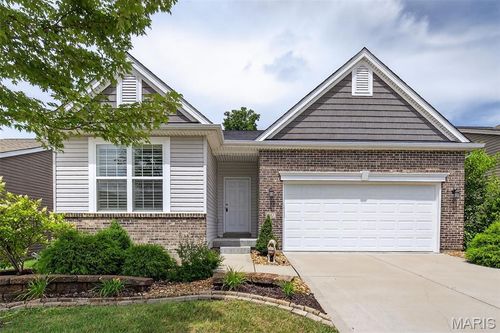 412 Wilmer Meadow Dr, Wentzville, MO, 63385-4408 | Card Image