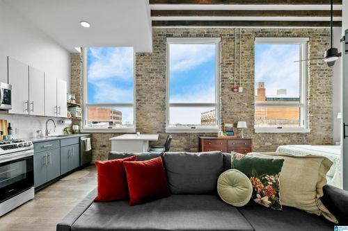 apt-401-1801 2nd Ave N, BIRMINGHAM, AL, 35203-3160 | Card Image