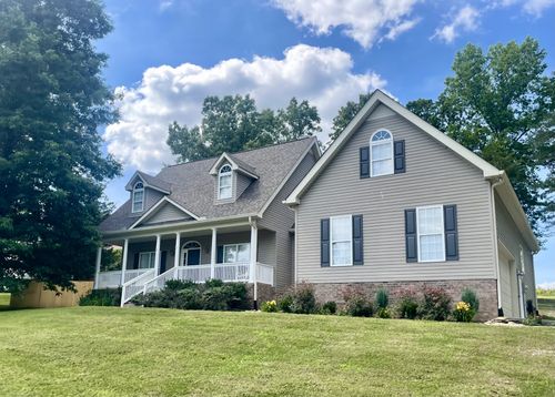 545 Red Fox Dr, Burns, TN, 37029-5265 | Card Image
