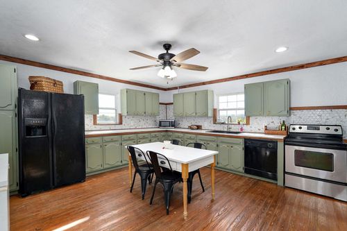 275 N Rhea St, Stotts City, MO, 65756-7500 | Card Image