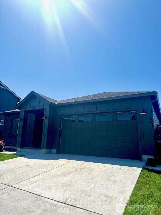 Home Exterior | Image 31