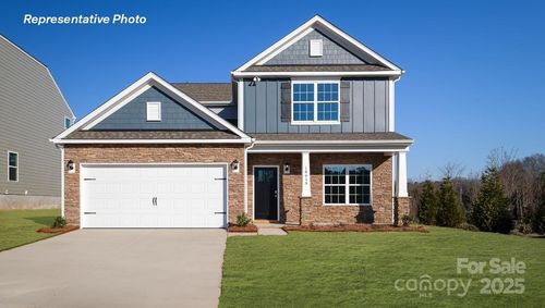 668 14th Avenue Ct Ne, Hickory, NC, 28601-2896 | Card Image