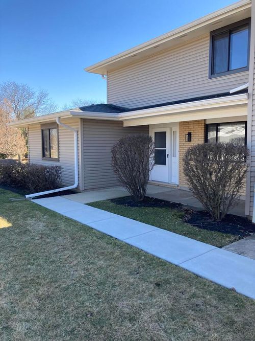 b-166 Chatham Ct, Bloomingdale, IL, 60108-8226 | Card Image