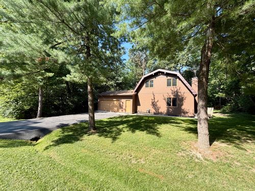325 Rochester Rd Ne, POPLAR GROVE, IL, 61065-9274 | Card Image