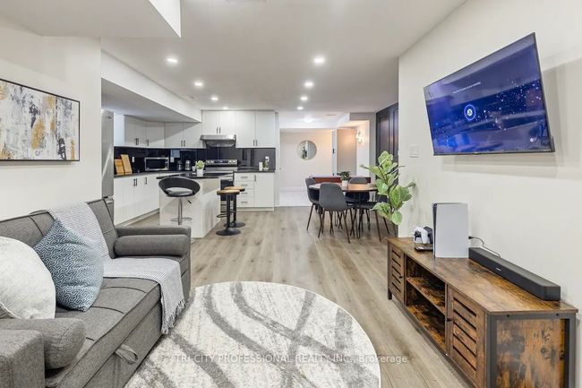 12557 Kennedy Rd, House attached with 5 bedrooms, 4 bathrooms and 2 parking in Caledon ON | Image 27