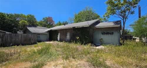 125 S Bishop Street, San Marcos, TX, 78666 | Card Image
