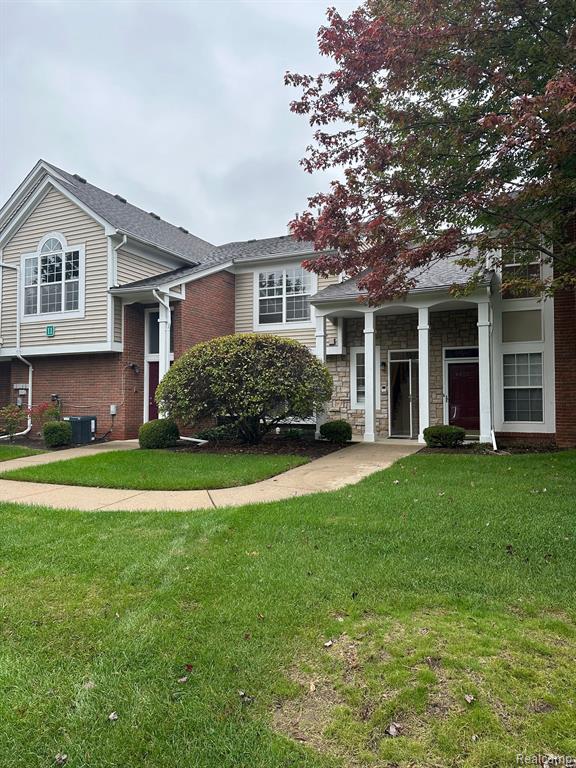 Marigold Dr, Sterling Heights, MI 48314
