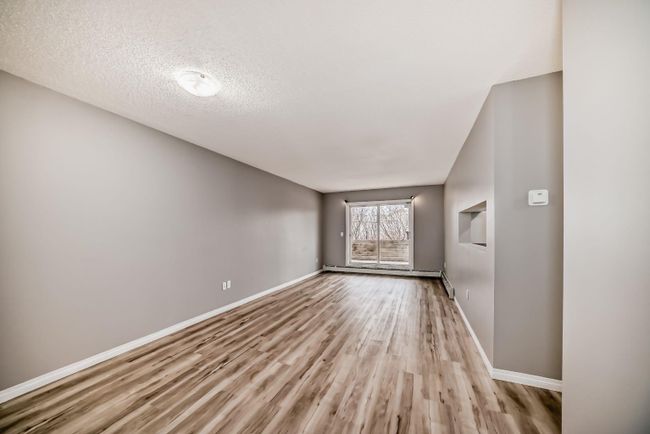 101 - 11 Dover Point Se, Home with 2 bedrooms, 1 bathrooms and 1 parking in Calgary AB | Image 8