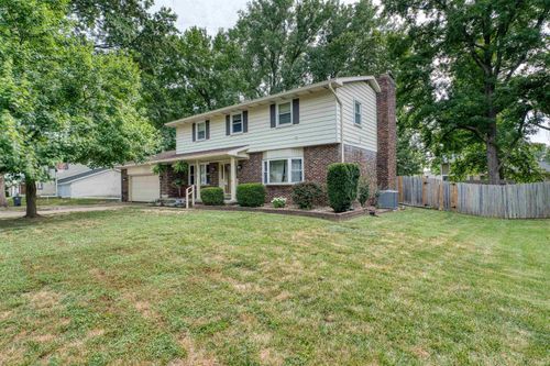 6819 Pinehurst Dr, Evansville, IN, 47711-1645 | Card Image