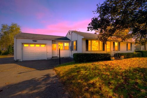 56 Taft St, Feeding Hills, MA, 01030-1920 | Card Image