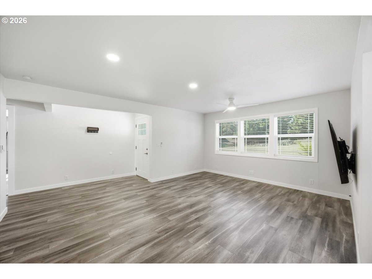 Residential in MyrtleCreek 3