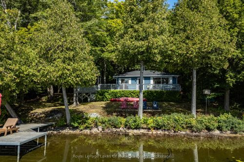 1020 Grandview Dr, Baysville, ON, P0B1A0 | Card Image