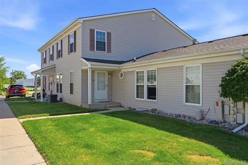 28376 Raleigh Crescent Dr, Chesterfield, MI, 48051-2308 | Card Image