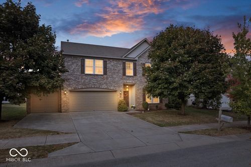 11090 Sanders Dr, Fishers, IN, 46038-5354 | Card Image