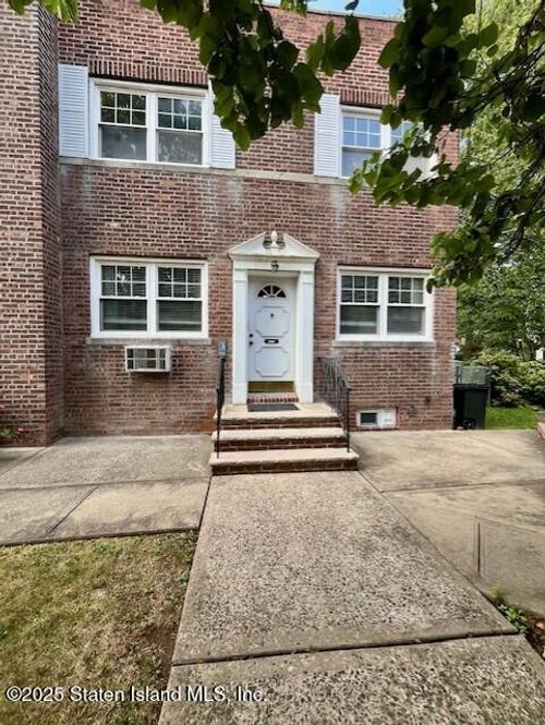 3 Dongan Ave, Staten Island, NY, 10314-3017 | Card Image
