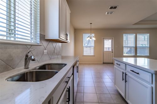 2078 Rosebury Ln, Forney, TX, 75126-0917 | Card Image