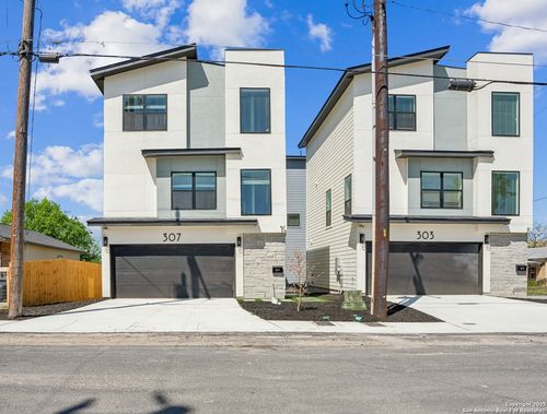 307 S Olive St, San Antonio, TX, 78203-1315 | Card Image