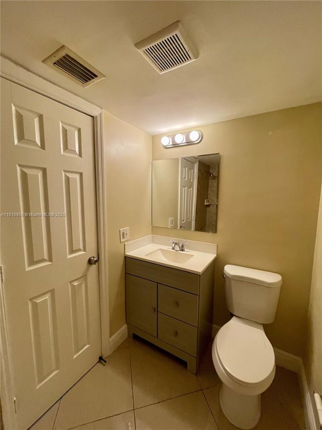 APT-3 - 251 Se 6 Th Ave, Condo with 1 bedrooms, 2 bathrooms and null parking in Pompano Beach FL | Image 14