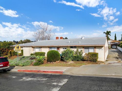 122 Trellis Ln, Escondido, CA, 92026-2093 | Card Image