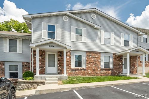 f-2266 Highland Hill Dr, Saint Peters, MO, 63376-2673 | Card Image