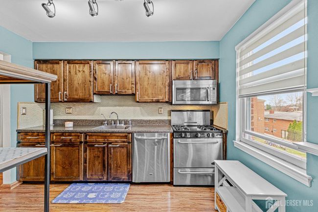 22 York Dr, Home with 1 bedrooms, 1 bathrooms and null parking in Edison NJ | Image 7