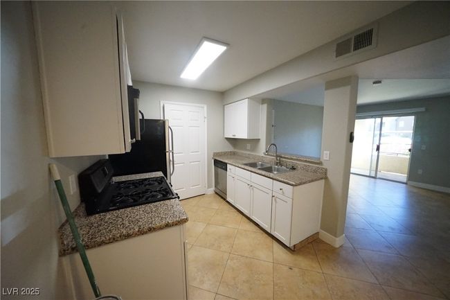 UNIT-411 - 2120 Ramrod Ave, Condo with 1 bedrooms, 1 bathrooms and null parking in Henderson NV | Image 18
