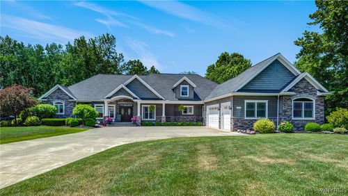 4614 Vrooman Dr, Lewiston, NY, 14092-1049 | Card Image