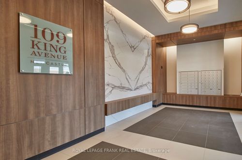 2-109 King Ave E, Newcastle, ON, L1B0V5 | Card Image