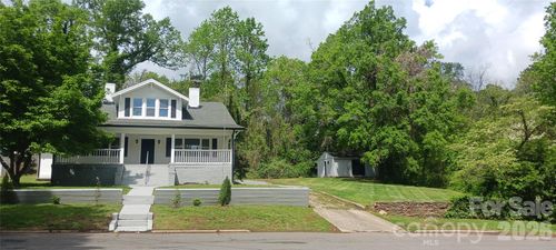 105 N Inman Ave, Bessemer City, NC, 28016-2201 | Card Image