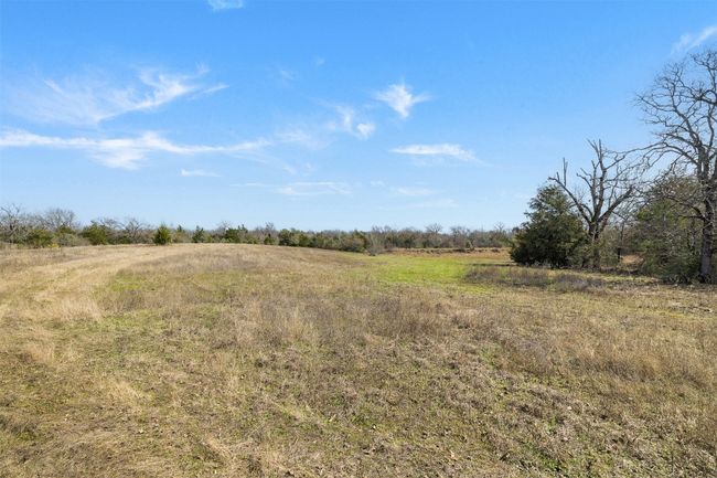 1949 County Road 347 Loop, Home with 3 bedrooms, 2 bathrooms and 3 parking in Gause TX | Image 27