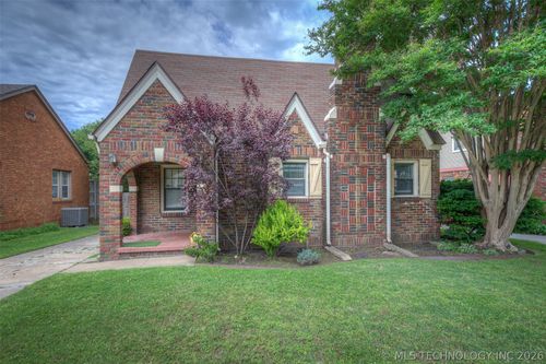 1928 Jamestown Ave, Tulsa, OK, 74112-6836 | Card Image