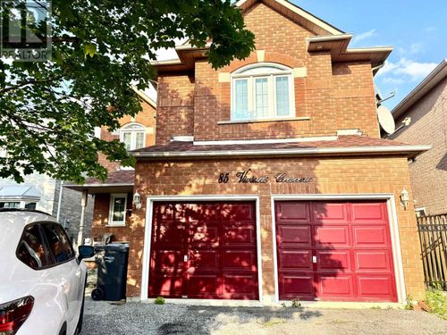 85 Vivians Crescent, Brampton (Fletcher's West), ON, L6Y4V2 | Card Image