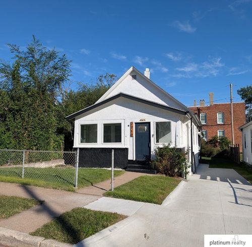 2710 Shirley St, Omaha, NE, 68105-2640 | Card Image