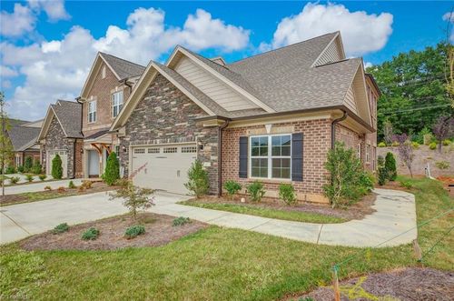 1027 Talisker Way, Burlington, NC, 27215-8582 | Card Image