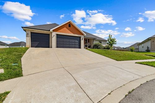 1360 N Rainbow Court Court, Nixa, MO, 65714 | Card Image