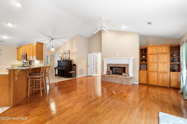 618 Oyster Bay Dr, House other with 3 bedrooms, 4 bathrooms and 2 parking in Sunset Beach NC | Image 13