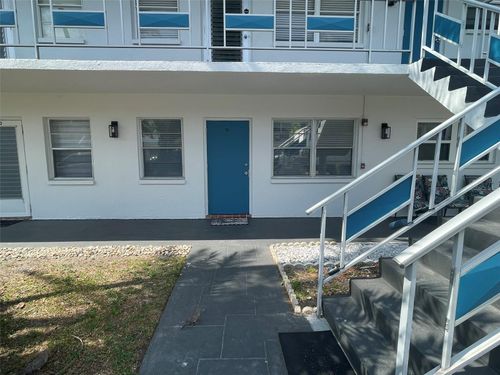 apt-11-1921 58th Ave N, ST PETERSBURG, FL, 33714-2020 | Card Image