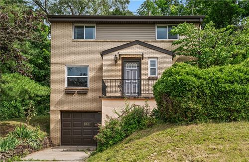 3931 Boulevard Dr, Squirrel Hill, PA, 15217 | Card Image