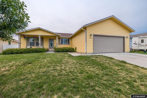 6395 Little Moon Trl, Casper, WY, 82604-3707 | Card Image