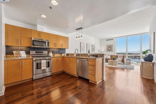 apt-1209-222 Broadway, Oakland, CA, 94607-3847 | Card Image